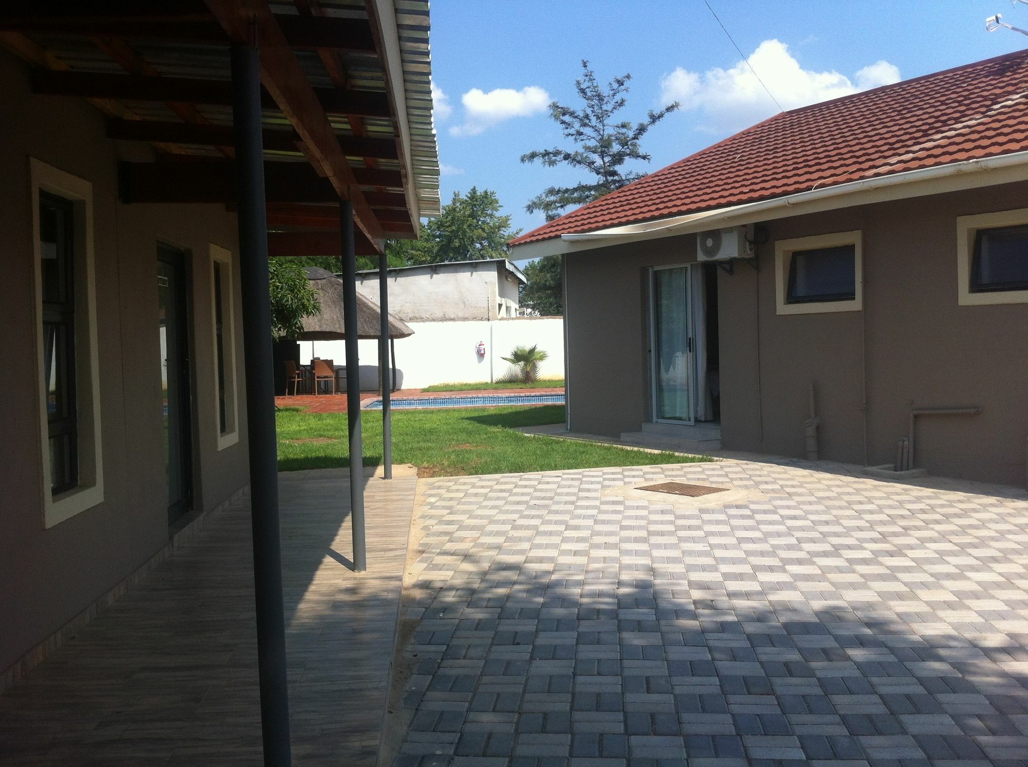 Bed and Breakfast Cosy Palms Gaborone Esterno foto