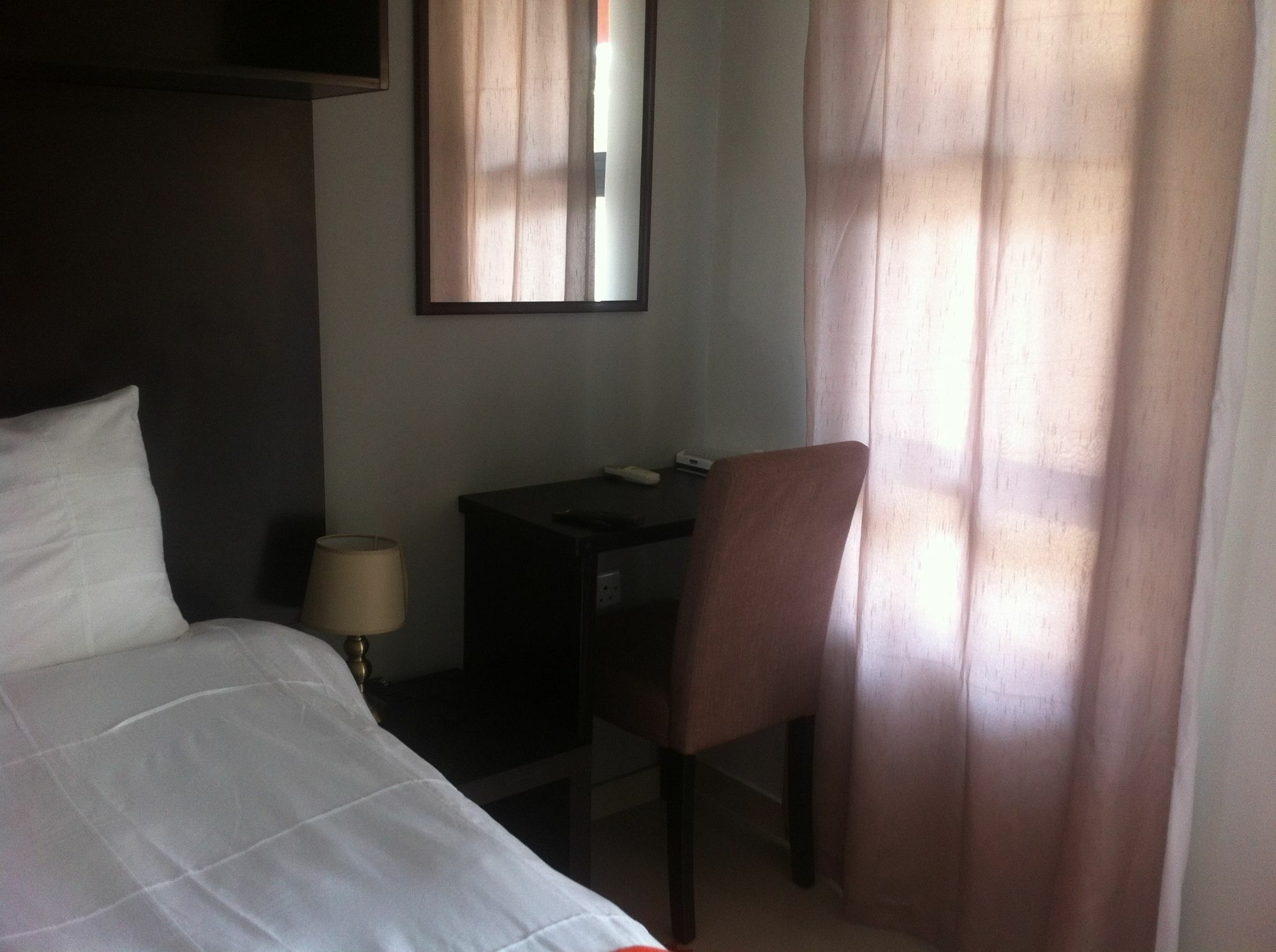 Bed and Breakfast Cosy Palms Gaborone Esterno foto